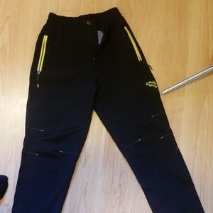 singbring hiking pants